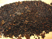 Ostfriesenmischung, die mit echten Bourbon-Vanille-Stückchen und einem feinen Vanille-Aroma